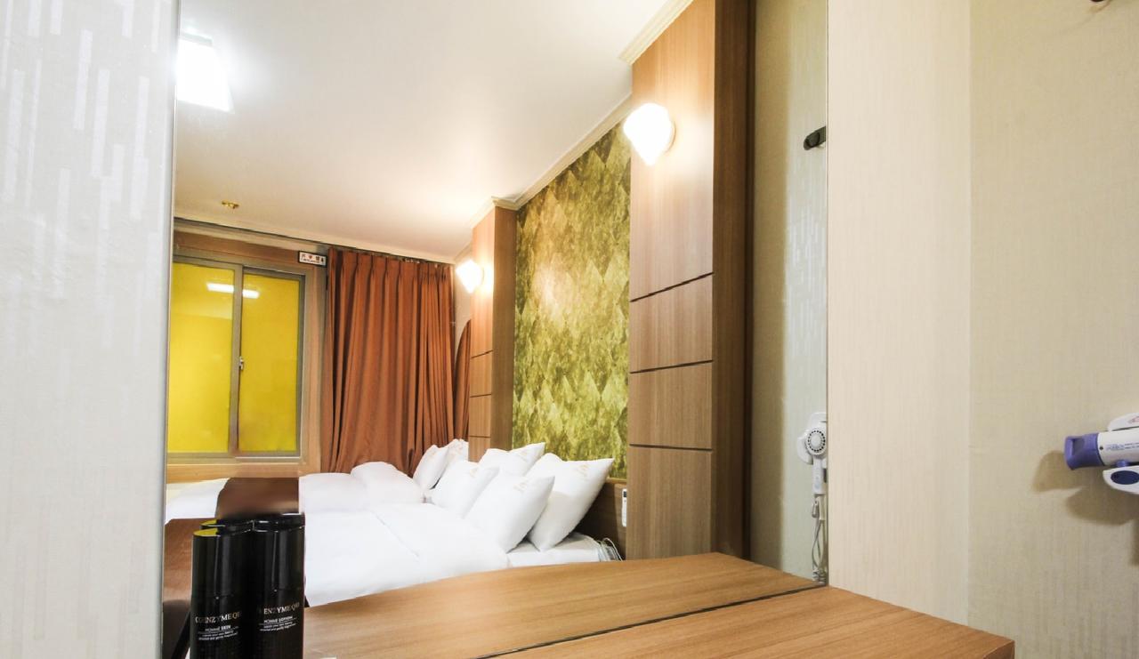 Uljin Grand Hotel Экстерьер фото